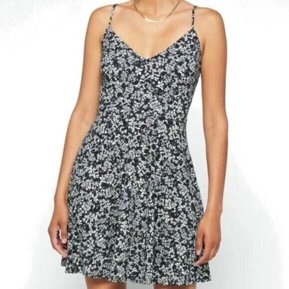 Nine Britton Stitch Fix Womens Blue Floral Strappy Knit A-Line Dress - Picture 1 of 6